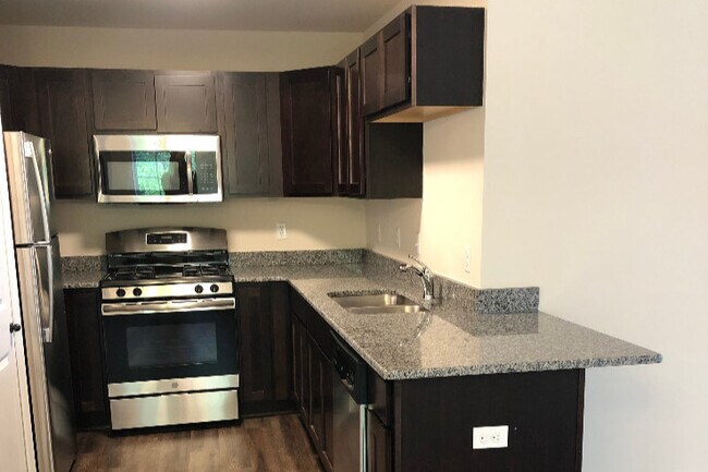 Foto del edificio - 8132 Williamstown Dr