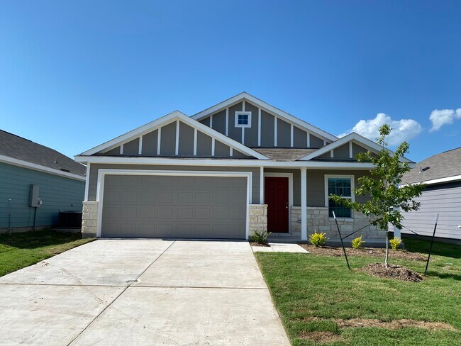 Building Photo - 326 Moray Dr