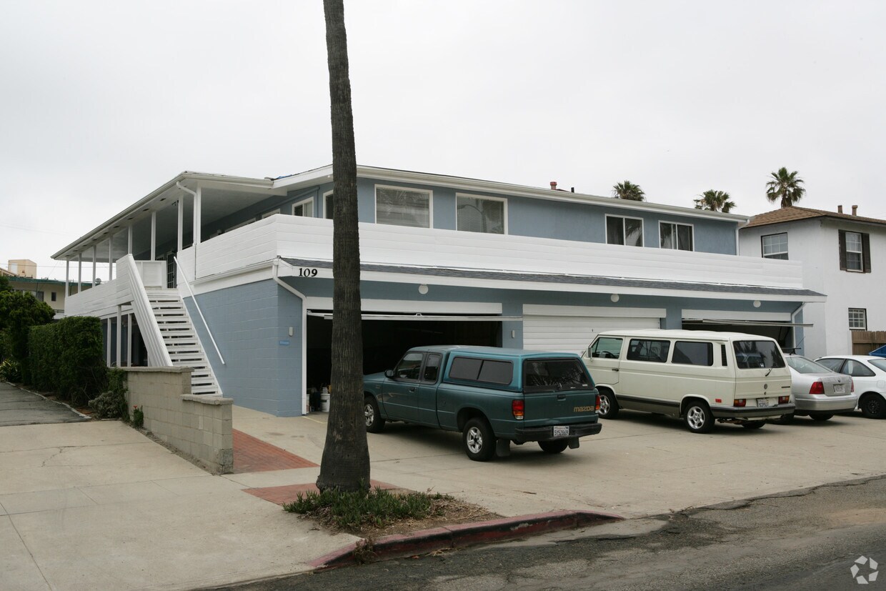 Primary Photo - 109 Vista Del Mar