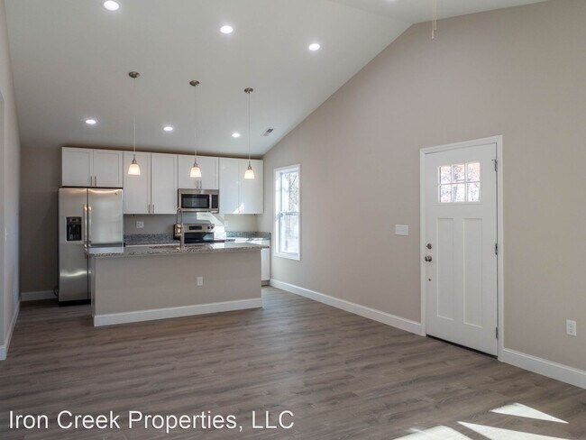 Building Photo - 2 br, 2 bath House - 301 Morgan Road