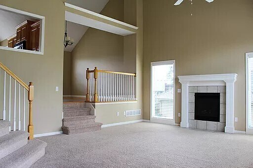 Foto del edificio - 4 Bed 3 Bath In Lee's Summit!! Available 3...