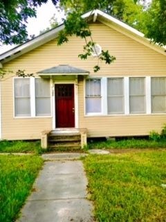 Primary Photo - 350 Highway 105 E