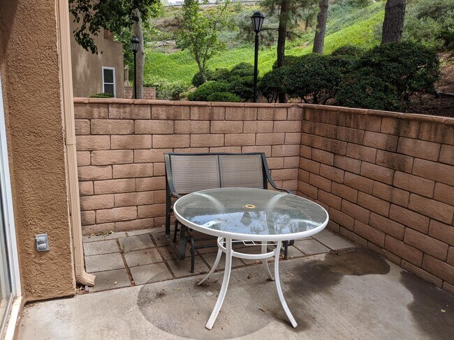 Foto del edificio - 22621 Copper Hill Dr