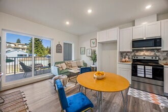 Building Photo - Civitas Apartments