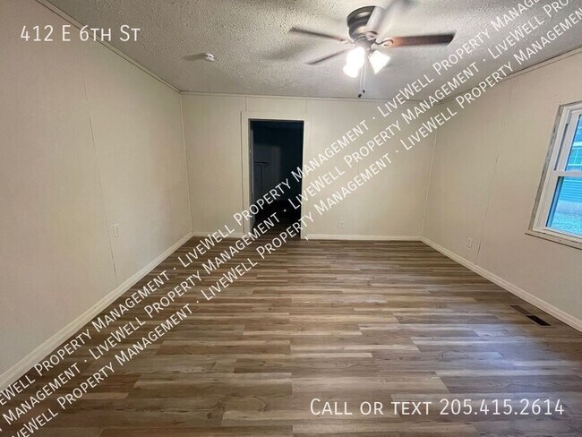 Foto del edificio - 412 E 6th St