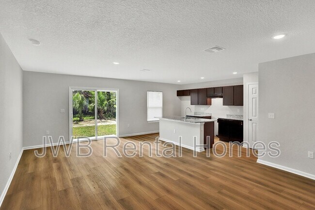 Foto del edificio - 5440 Chenango Blvd