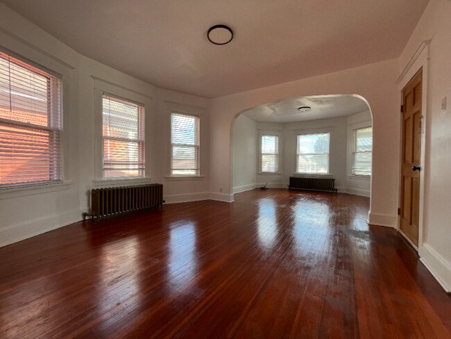 Building Photo - 2415 Guilderland Ave