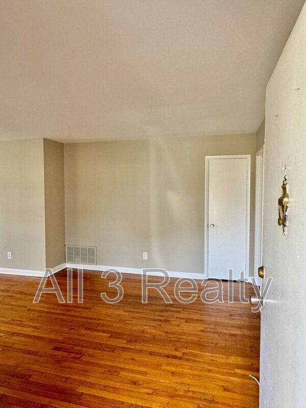 Foto del edificio - 2928 McQueen St