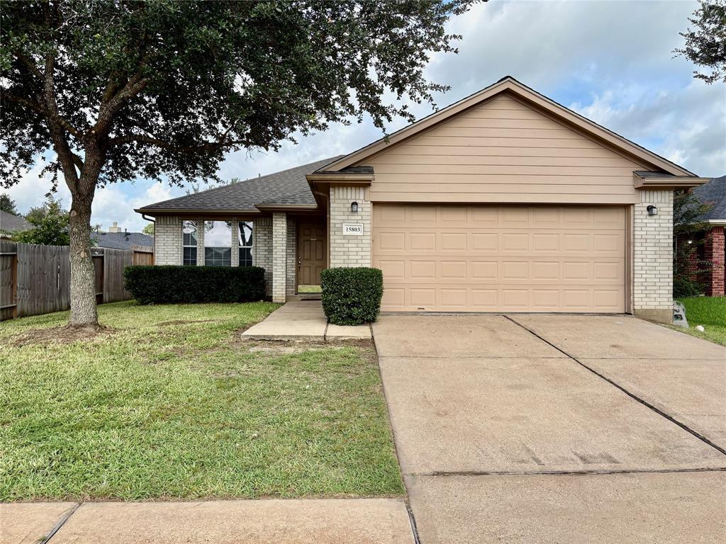 Foto principal - 15803 Brett Creek Ct