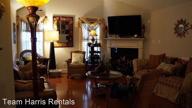Building Photo - 4 br, 3 bath House - 400 Orchard Falls Drive