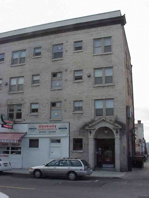 Building Photo - 1315 NE 47th St