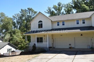 Building Photo - 90 Alder St