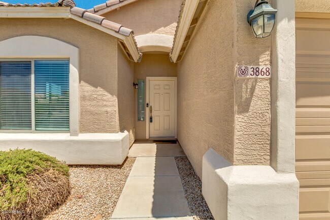 Building Photo - 3868 W Carlos Ln