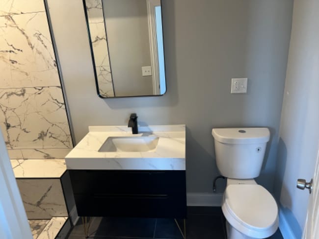 Photo - 5921 W Corcoran Pl Apartment