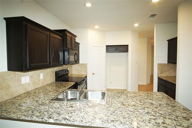Building Photo - 725 Gin Lake Trl