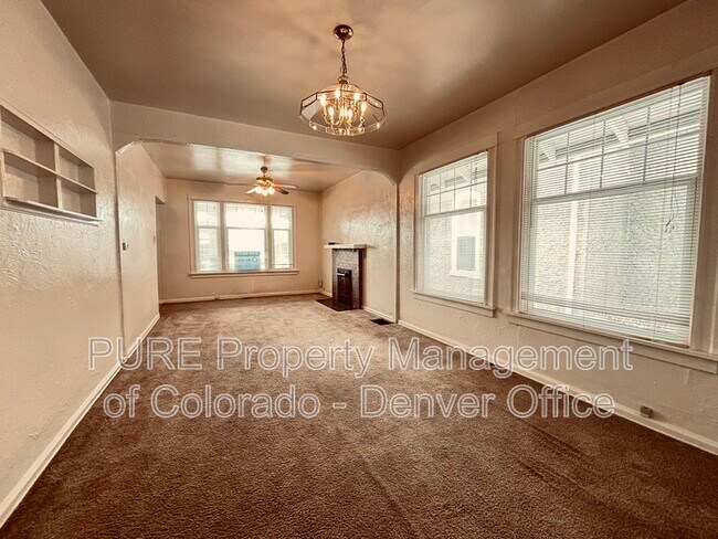 Foto del edificio - 2751 W Denver Pl