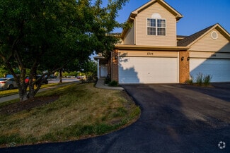 Building Photo - 1704 Windward Ave