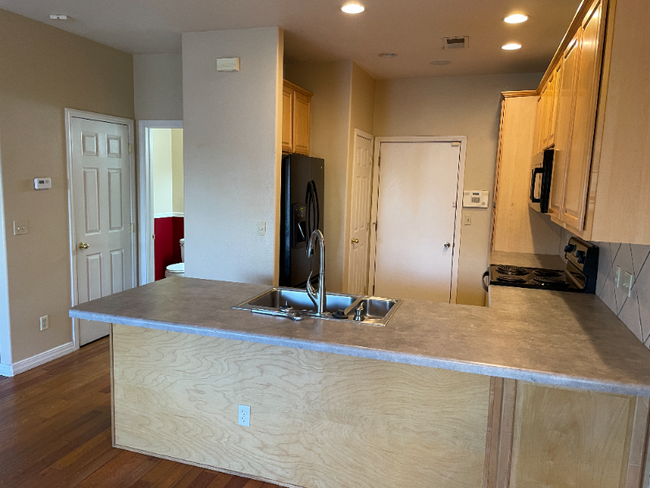 Building Photo - 4545 Prestige Point