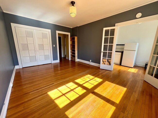 Photo - Historic Studio with Murphy Bed, Storage & Prime Alphabet District Location! Apartment