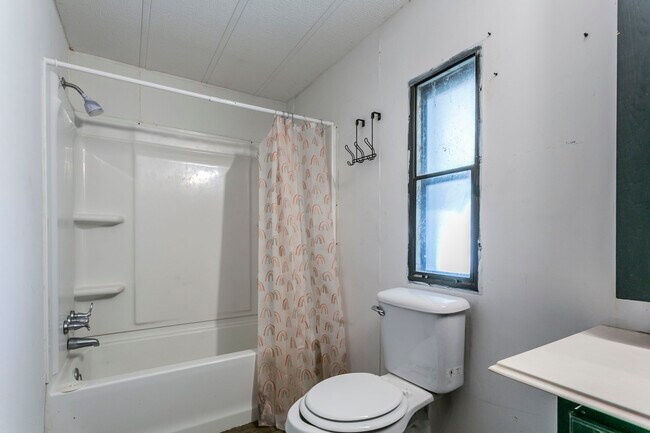 Building Photo - 6384 FM 485