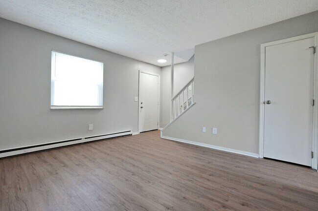 Foto del edificio - 2187-2193 Clarendon Ln