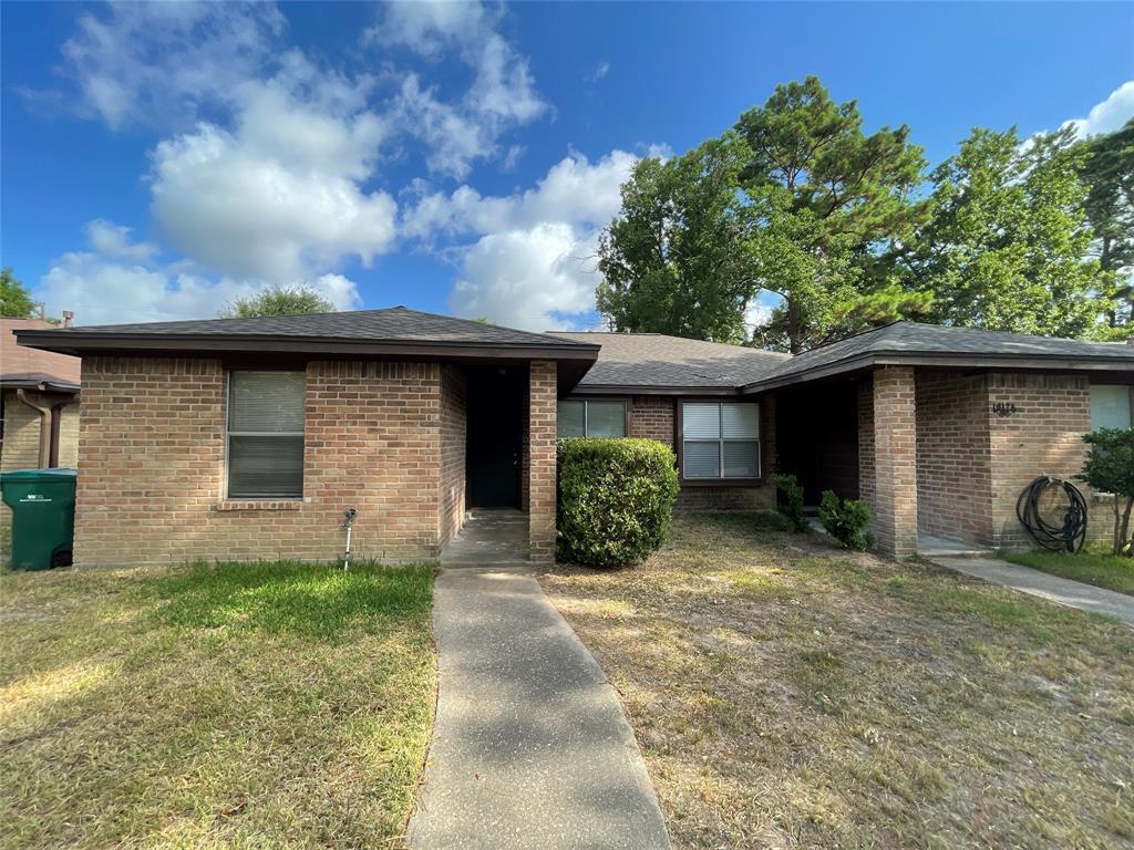 1617 Hazelwood St Unit B, Conroe, TX 77301 Condo for Rent in Conroe