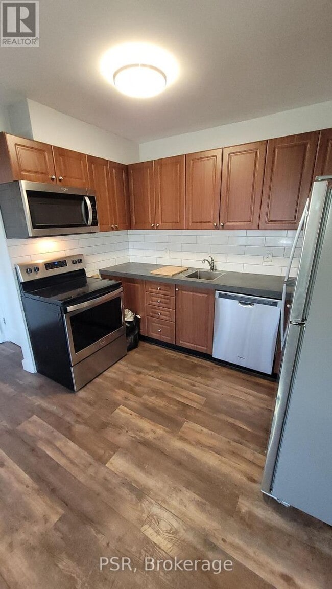 Building Photo - 170 Holborne Ave