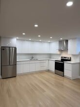 Building Photo - 1418 Broderick St