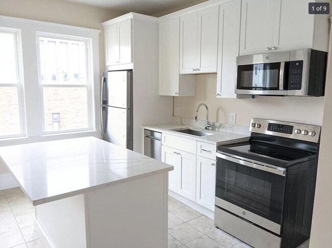 Building Photo - 402 Neponset Ave