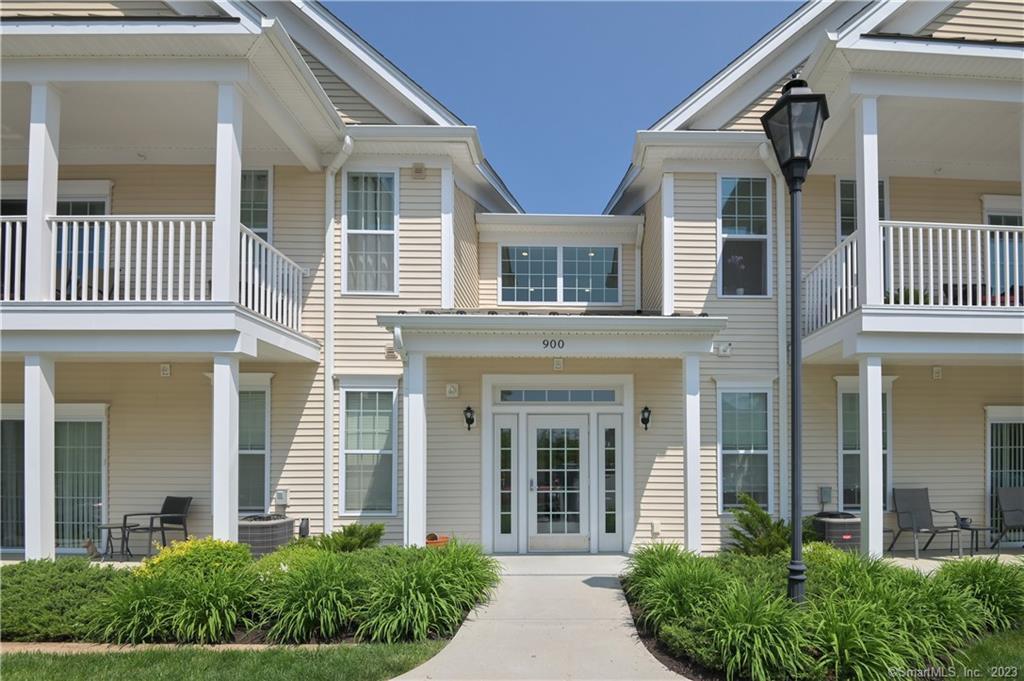 922 Old Pasture Dr Unit 922, Danbury, CT 06810 Condo for Rent in