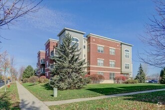 Building Photo - 5196 Sassafras Dr