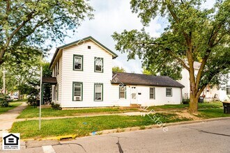Building Photo - 229 E William St