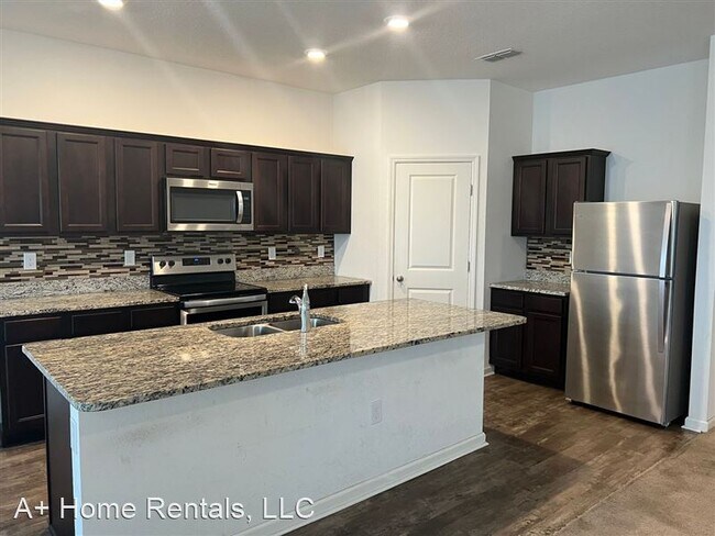 Building Photo - 896 Orchid Grove Blvd