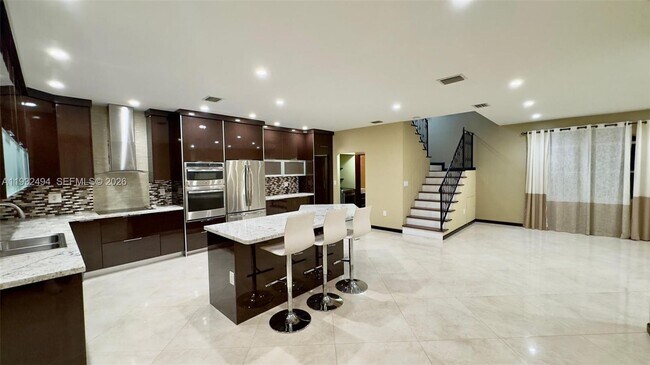 Foto del edificio - 1094 Redwood St