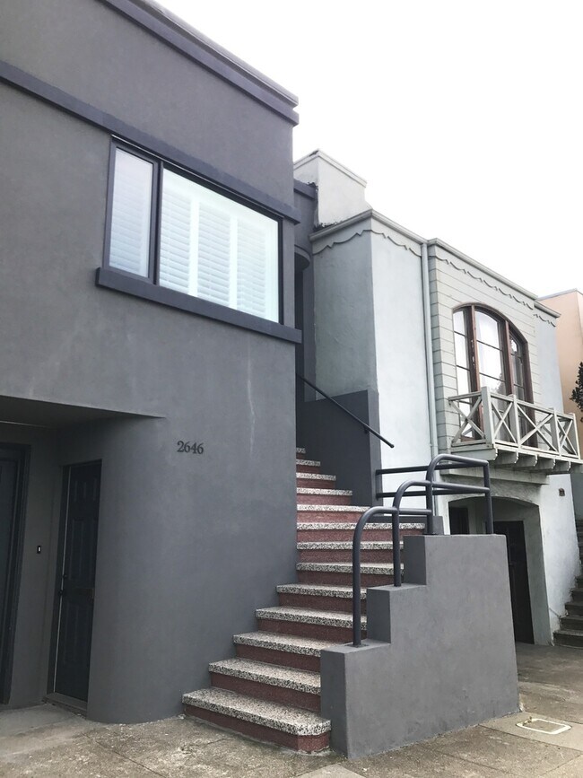 Foto del edificio - Bright and Elegant Home in Desirable Inner...