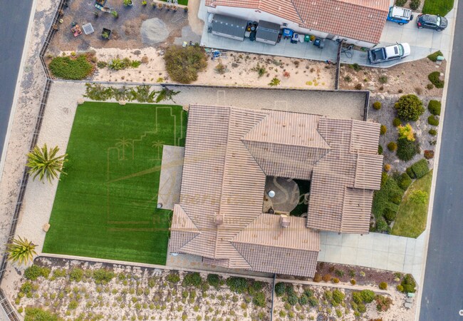 Foto del edificio - 302 Falcon Crest Dr