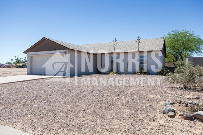 Building Photo - 10493 W Arivaca Dr