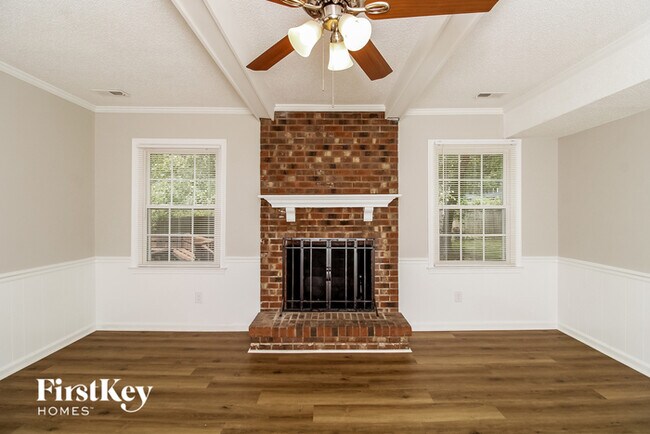 Building Photo - 5823 Stoney Glen Loop