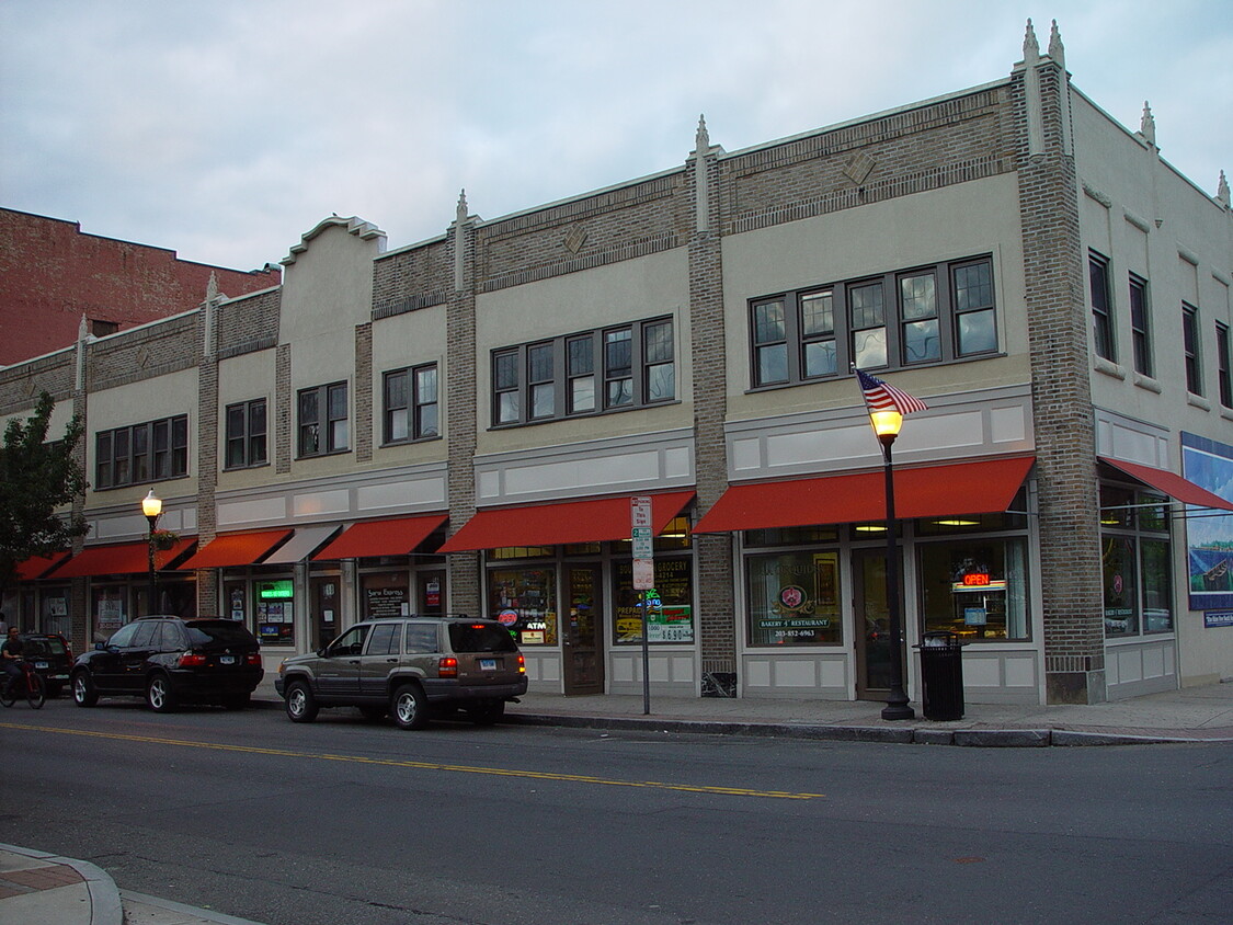 Building Photo - 56 S Main St