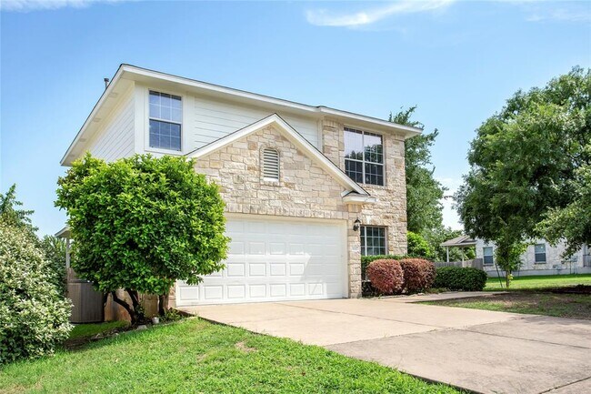 Building Photo - 11117 Los Comancheros Rd