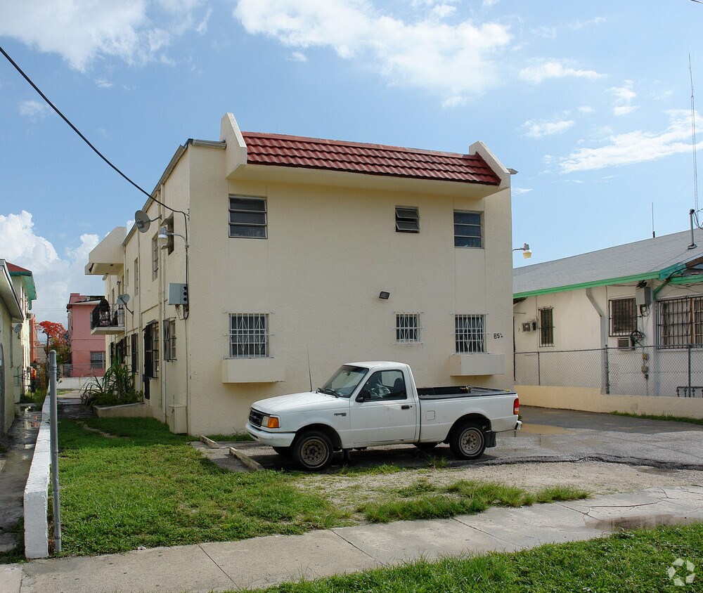 Building Photo - 851 NW 1st St