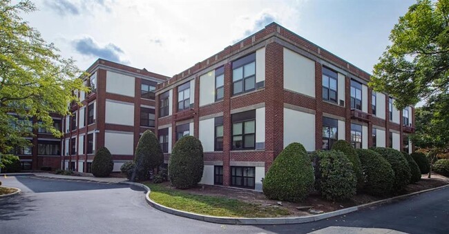Building Photo - 54 Haverhill St