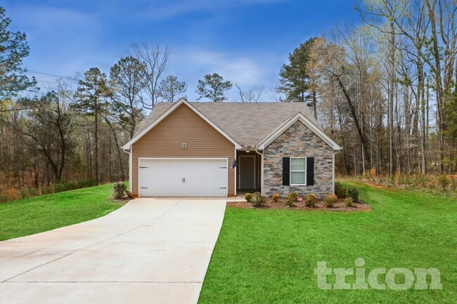 Building Photo - 20 Pine Ridge Rd