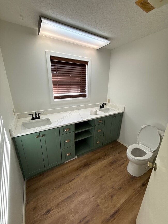 Foto del edificio - 185 Ridgeview Ln