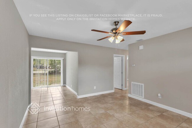 Foto del edificio - 6815 N 48th St
