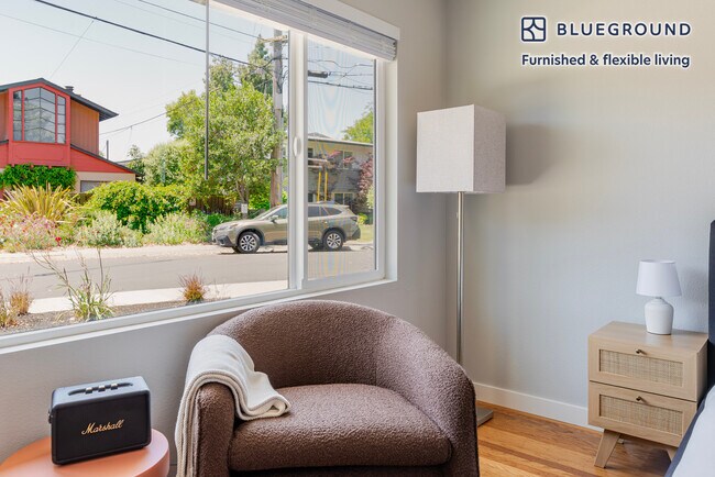 Foto del edificio - 1060 Noel Dr