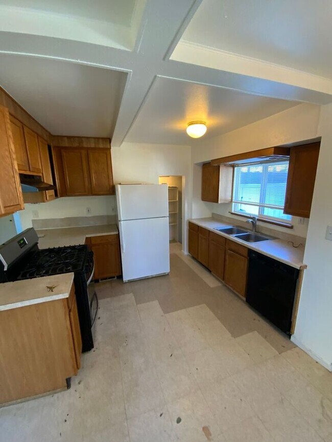 Foto del edificio - Available NOW!!! University Place HOME! 3bdr 2 bath