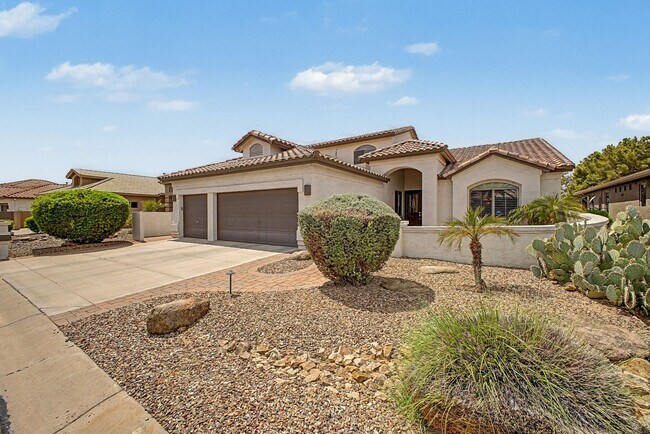 Foto del edificio - 24320 S Lakeway Dr