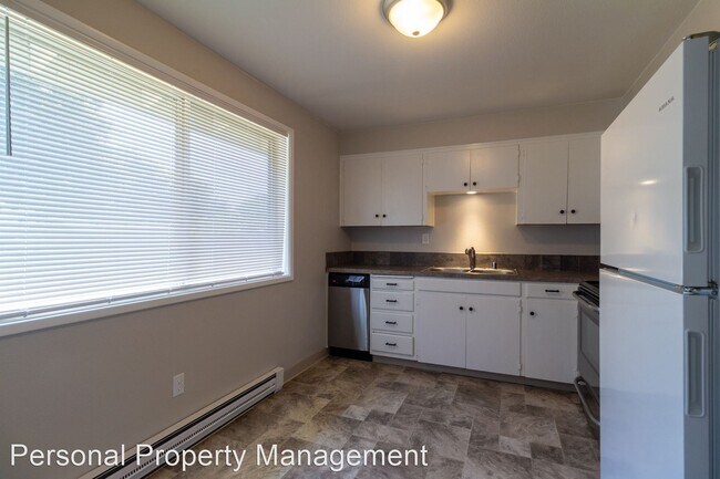 Foto del edificio - 2 br, 1 bath House - 714 SE 110th Ave