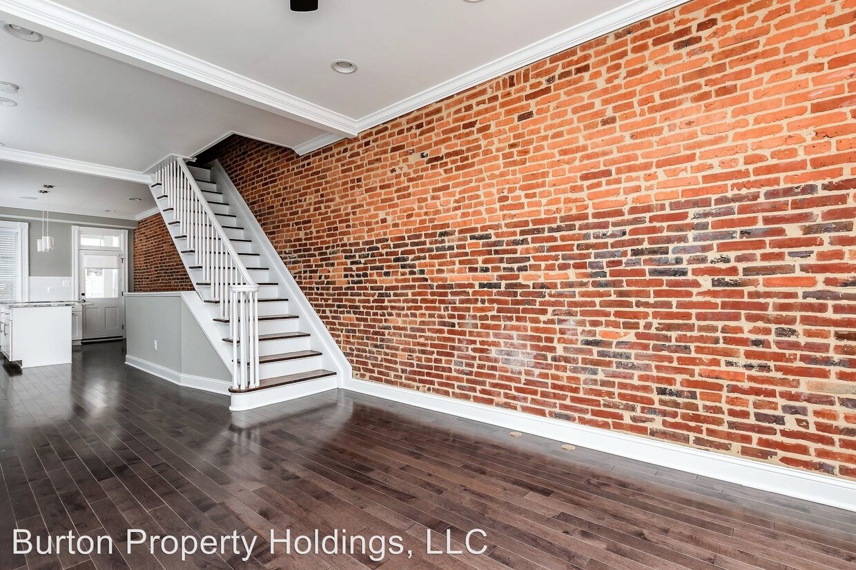 Primary Photo - 4 br, 3 bath House - 130 N. Linwood Avenue